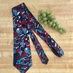 #1179 VTG CEZANI BRAND  MEN'S SILK DRESS NECKTIE 56 IN X4 IN